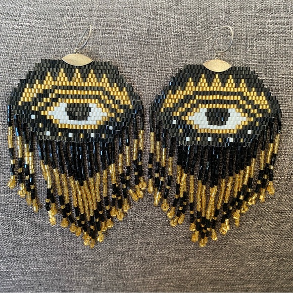 Unique Protective Eye Earring set - Picture 2 of 3